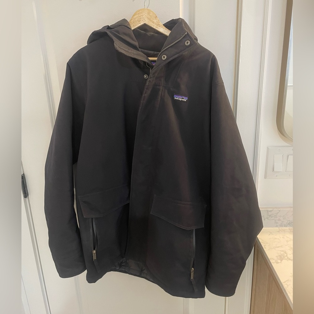 Men’s black Patagonia Parka